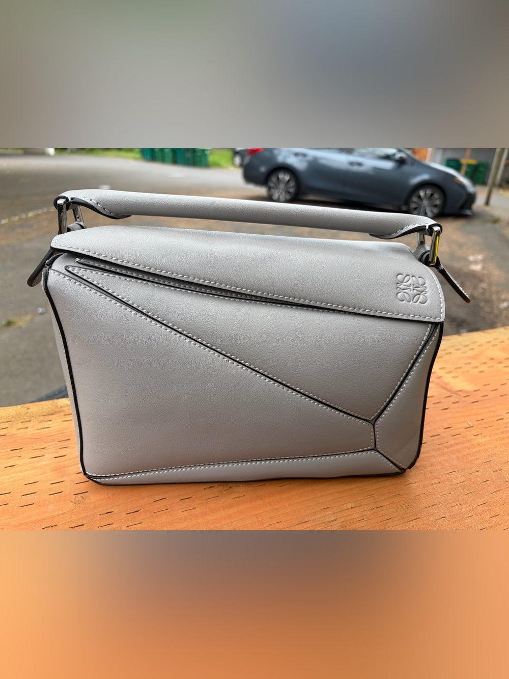 Sleek Grey Women's Leather Shoulder Bag